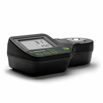 Milwaukee MA887 – refractometru digital pentru măsurarea salinității
