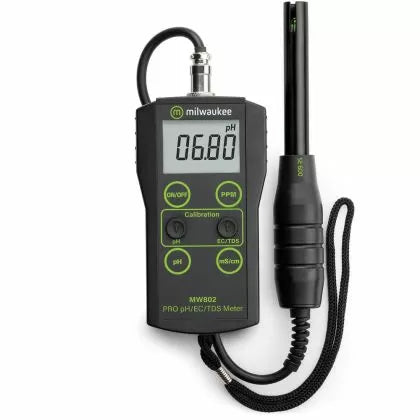 Milwaukee MW802 PRO - Portable 3-in-1 Meter (pH, EC and TDS)