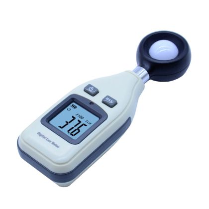 LUX METER BENETECH
