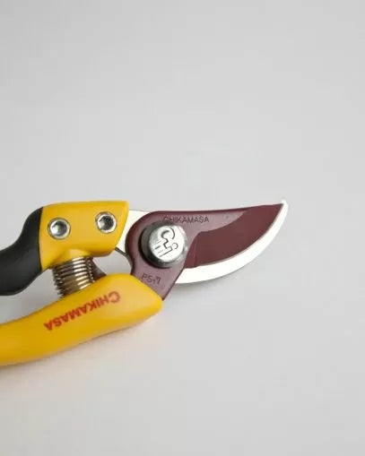 Foarfecă de vie CHIKAMASA PS-7Y (pentru mâini mici)